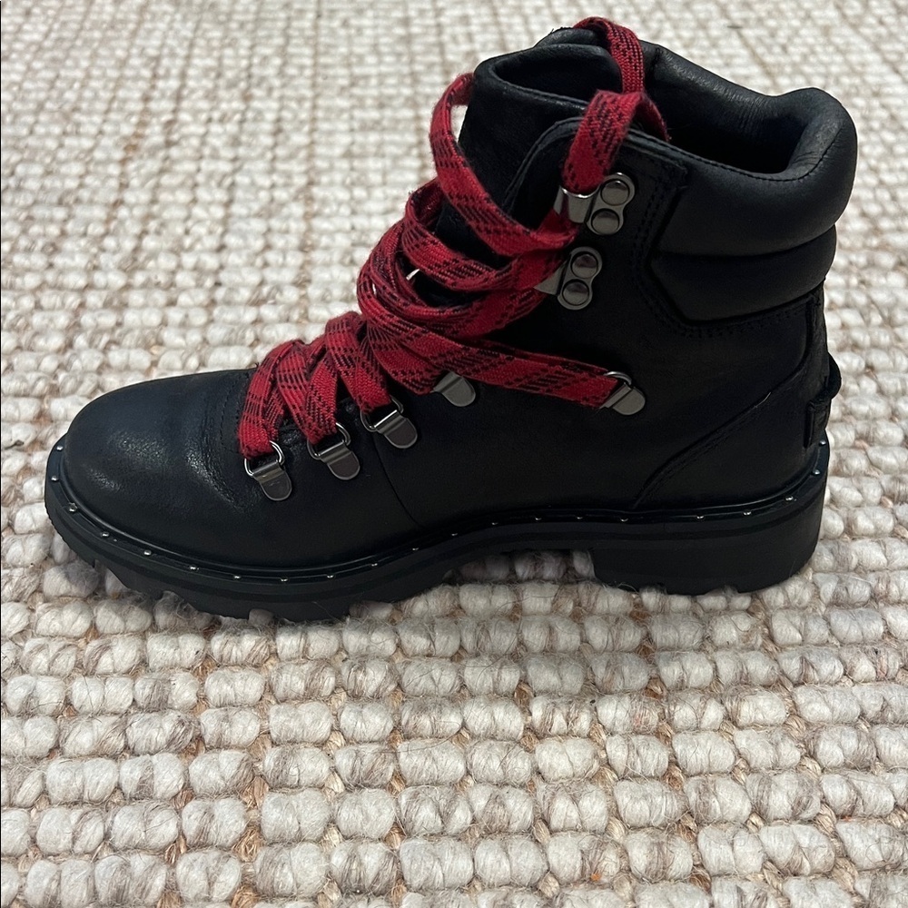 Sorel Black and Red Lace Up Boots - Picture 5 of 8